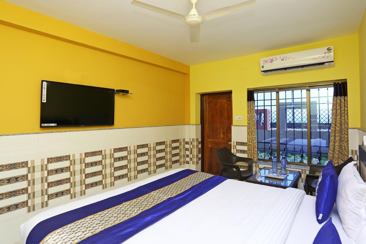 Hotel On Call Puri Laxmi Beach Resort Екстер'єр фото